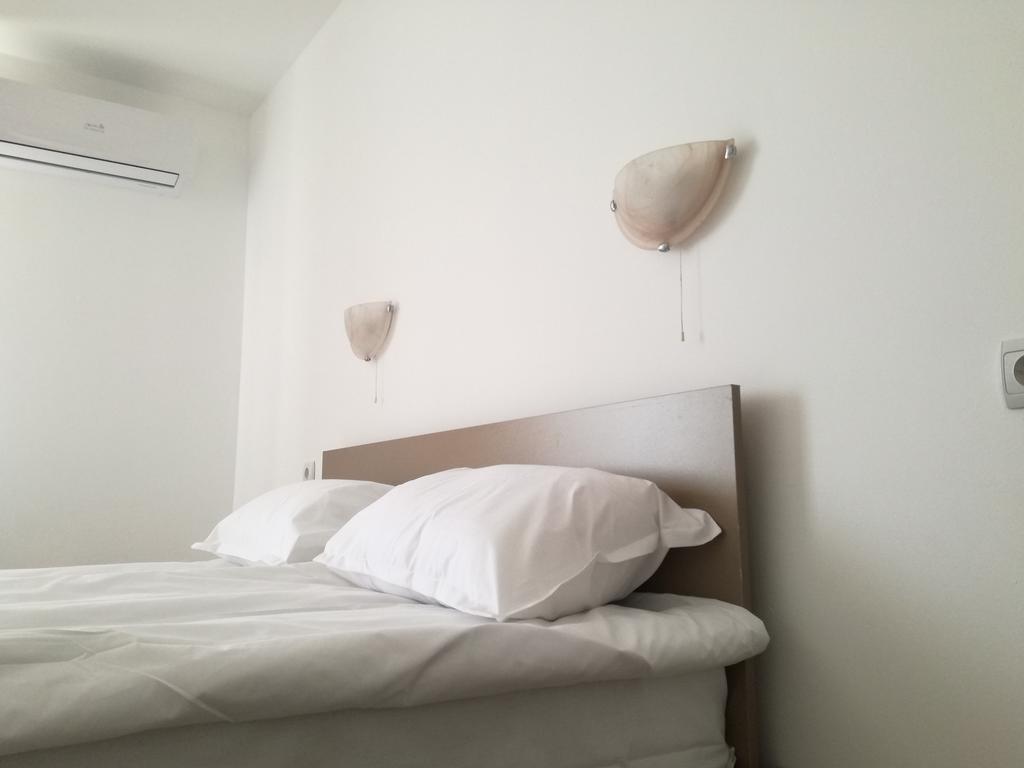 Siana House Hotel Ravda Buitenkant foto