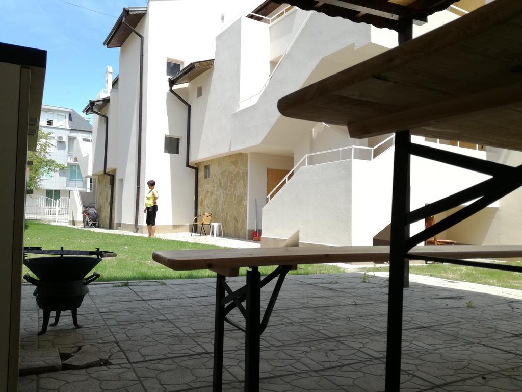 Siana House Hotel Ravda Buitenkant foto