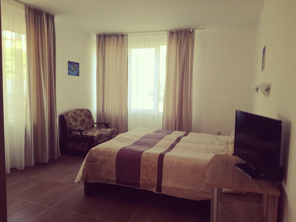 Siana House Hotel Ravda Buitenkant foto