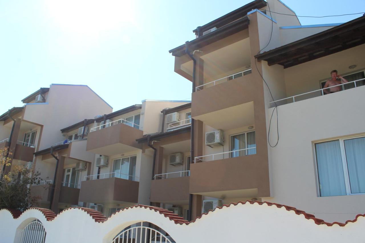 Siana House Hotel Ravda Buitenkant foto