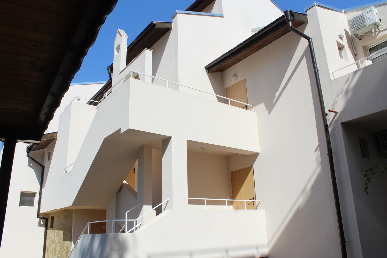 Siana House Hotel Ravda Buitenkant foto